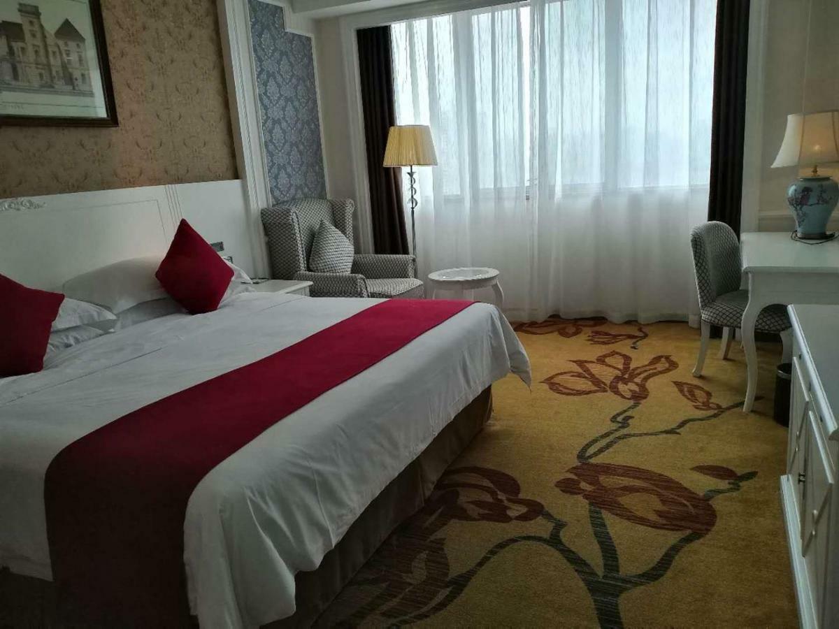 Ramada Encore Wyndham Nanning City Center Qingxiu Экстерьер фото